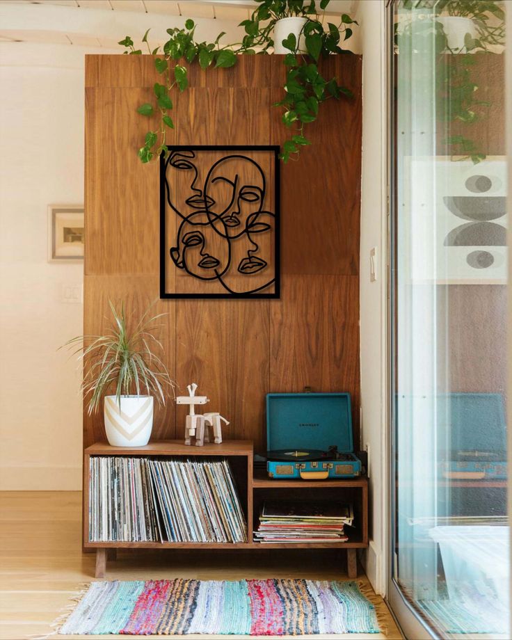 Adorno de Pared Artesanal en Hierro – Hecho a Mano - Caras Modernas III