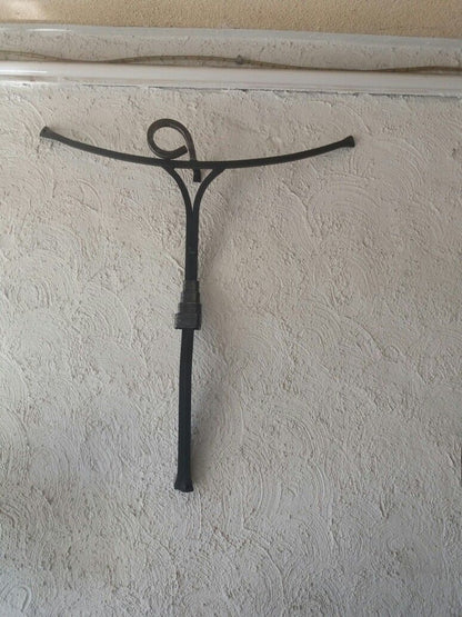 Adorno de Pared Artesanal en Hierro – Hecho a Mano - Cruz Cristiana